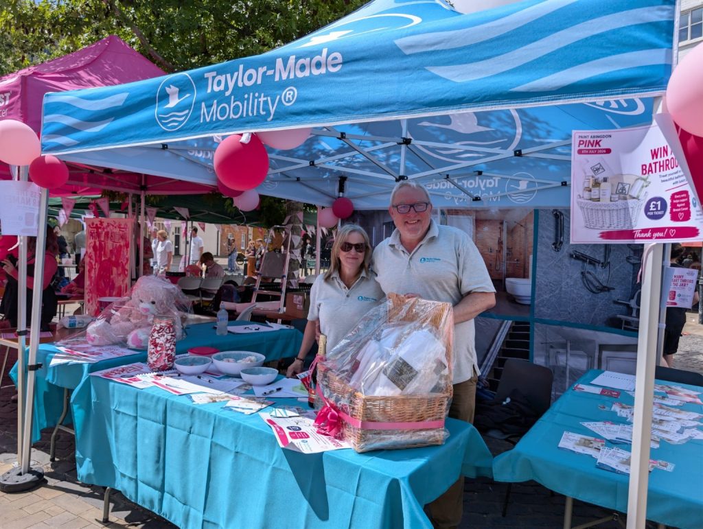 Helping Paint Abingdon Pink for Against Breast Cancer 2 paint abingdon pink
